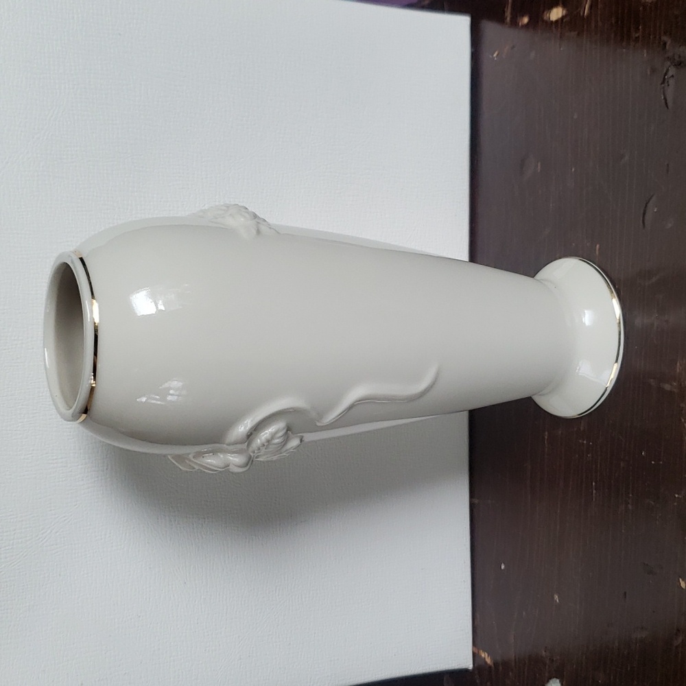 Lenox Rose Blossom Bud Vase - Picture 5 of 8